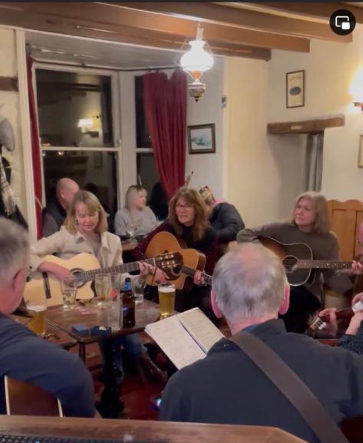 The Bridge Inn ريث المظهر الخارجي الصورة