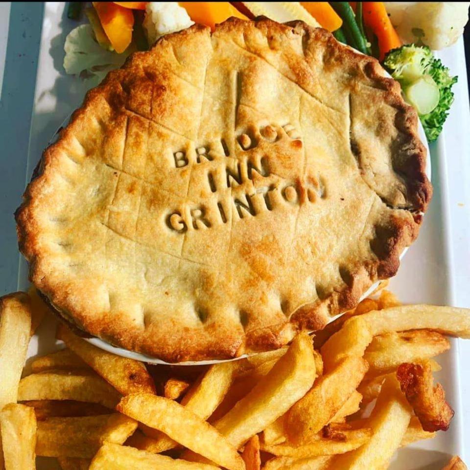 The Bridge Inn ريث المظهر الخارجي الصورة
